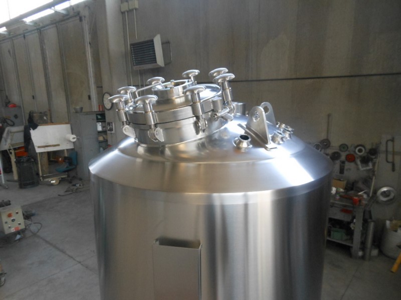 Special vessels for pharma Conaco